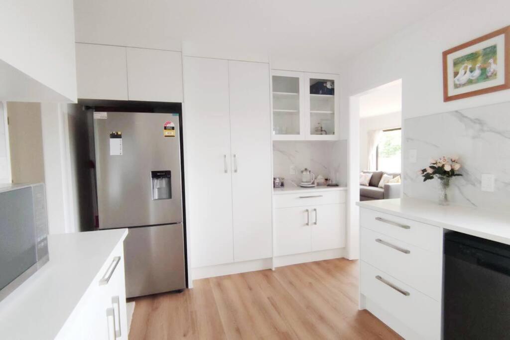 Seaview House In Howick Оукланд Екстериор снимка